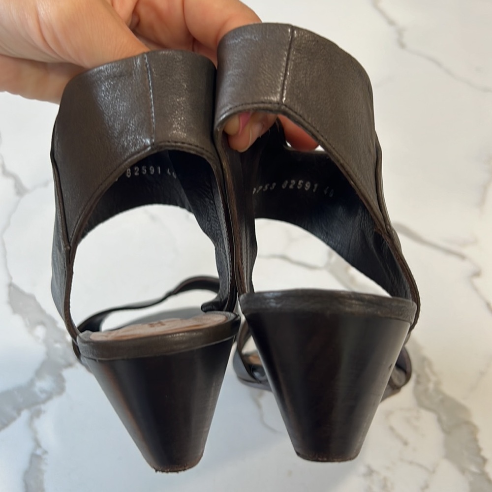 Coclico Low Wedge Sandals Brown Leather Side Zipper Size 10 - Picture 9 of 11